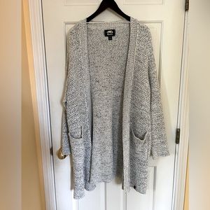 ROOTS size L gray heavy knit cardigan